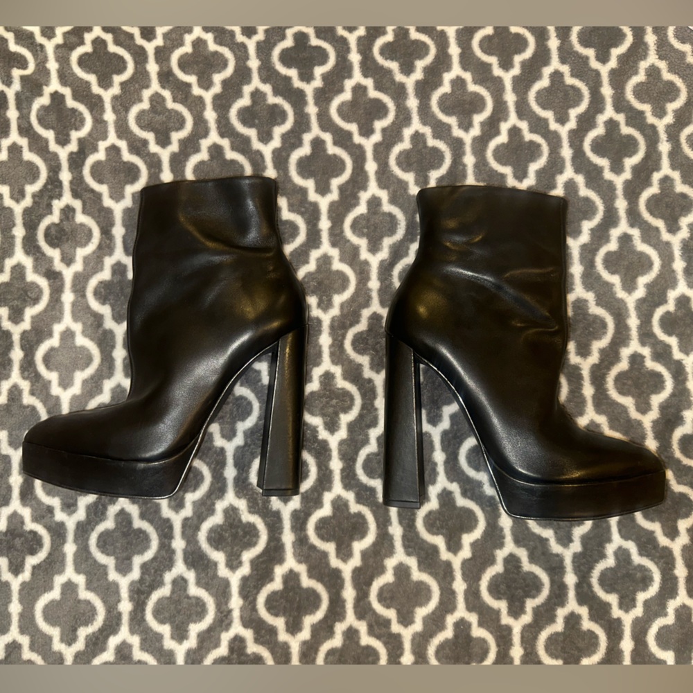Steve Madden Dalina Black Leather platform heel ankle boots 8.5